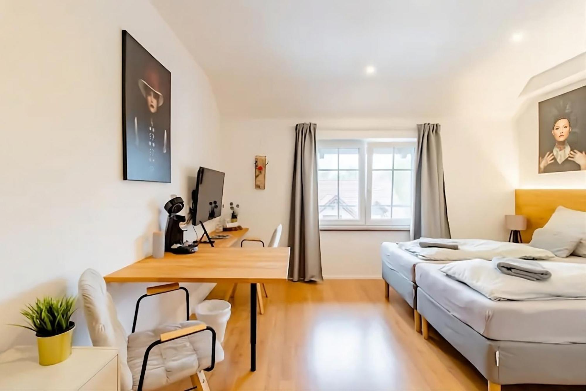 Komfortables Doppelzimmer In Kehl Goldscheuer - 1A Guesthouse 외부 사진